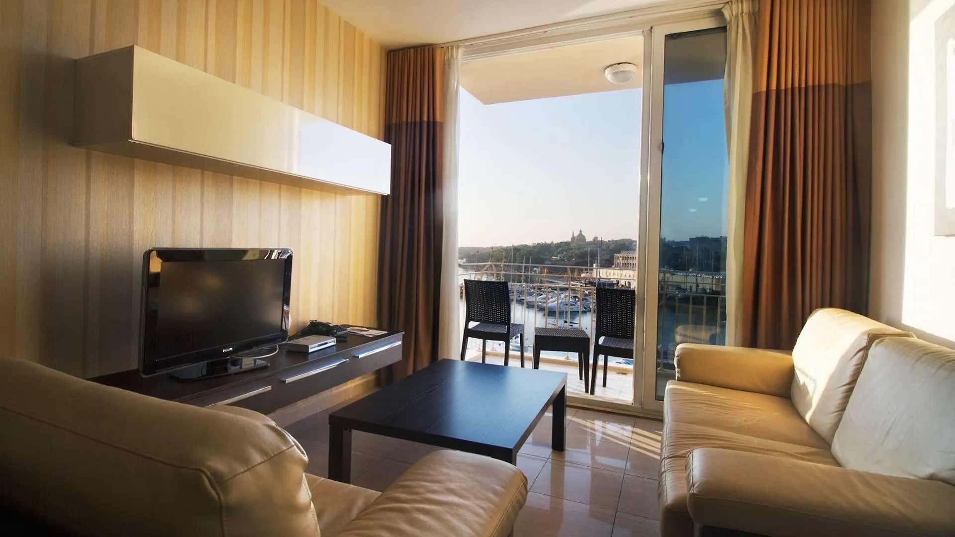 Blubay Apartments By St Hotels Gzira 3*,  Μάλτα